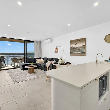Modern 1-Bedroom Apt With Sweeping Water Views Batemans Bay Exterior photo