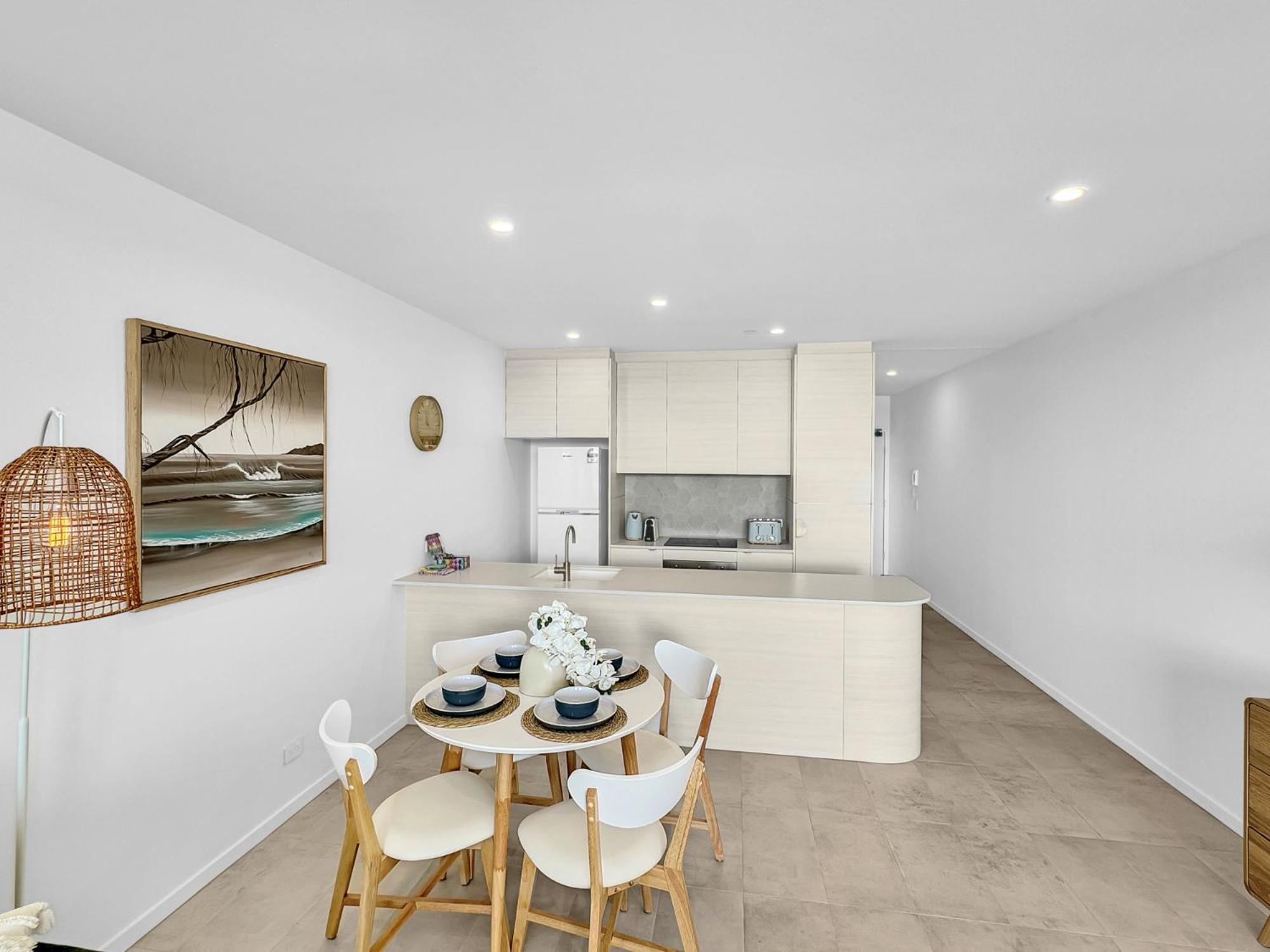 Modern 1-bedroom With Sweeping Water Views * Batemans Bay