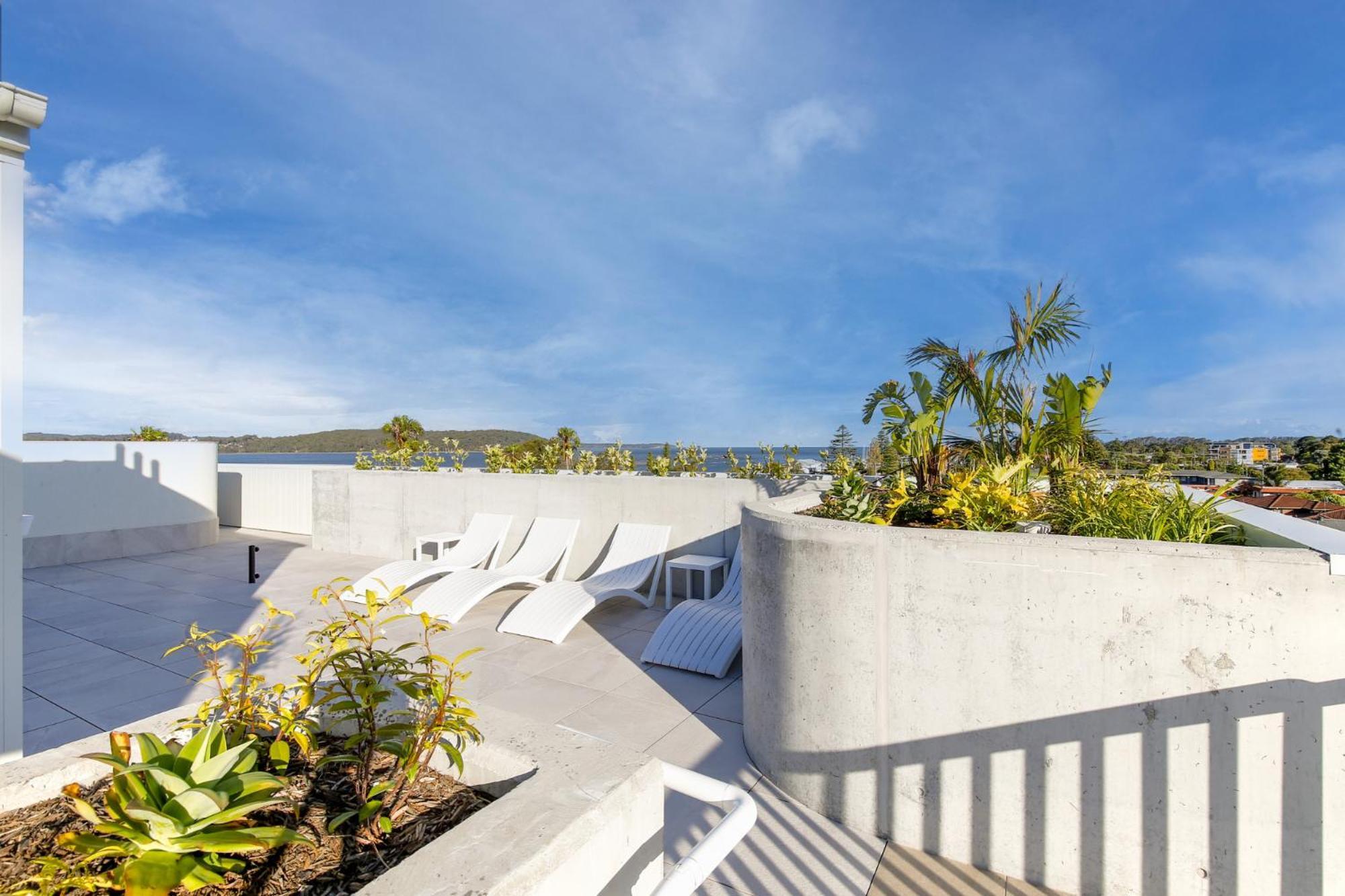Modern 1-bedroom With Sweeping Water Views Apartment Batemans Bay